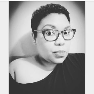 Meet your Posher, Lesly